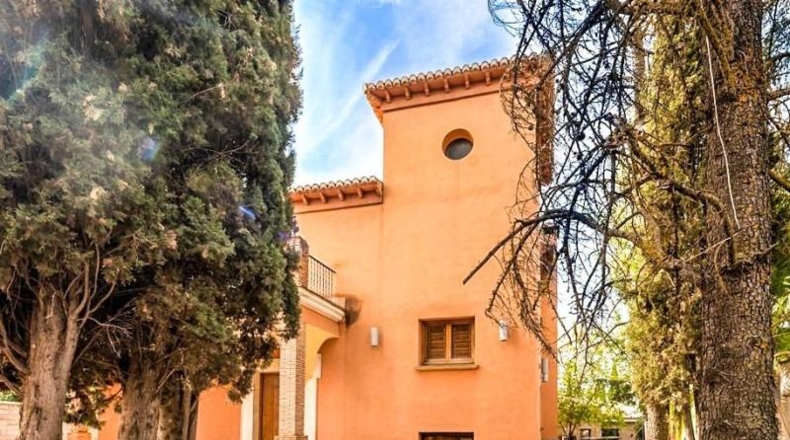 Granada - Albolote - 1466m2
