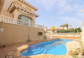 Chalet independiente con terreno en venta en la España, Orihuela, ref: TR267746 foto