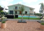 Chalet independiente con terreno en venta en la España, Deltebre, ref: TR147334 foto