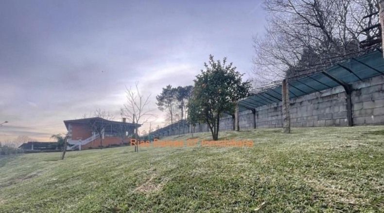 Pontevedra - O Porrinyo - 2197m2