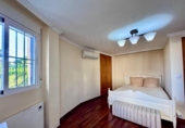 Chalet independiente con terreno en venta en la España, Orihuela, ref: TR369039 foto