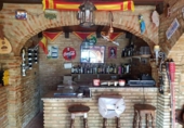 Отдельно стоящий дом с участком на продажу в городе Casar de Cáceres Фото