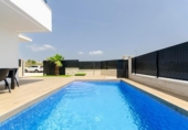 Chalet independiente con terreno en venta en la España, Orihuela, ref: TR139716 foto