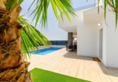 Chalet independiente con terreno en venta en la España, Orihuela, ref: TR139716 foto