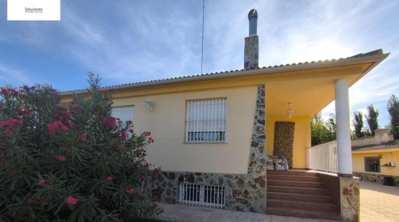 Albacete - Albacete - 2800m2