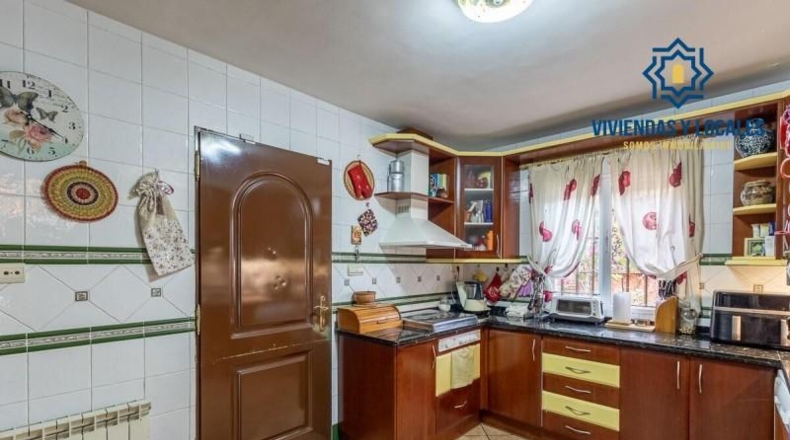 Granada - Huétor Vega - 246m2