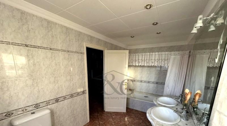 Gerona - Mont-ras - 524m2