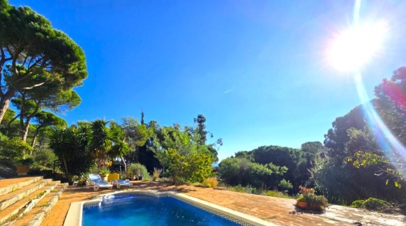 Gerona - Sant Feliu de Guíxols - 805m2