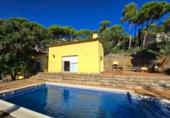 Xalet independent amb terreny en venda a la España, Sant Feliu de Guíxols, ref.: TR351268 foto