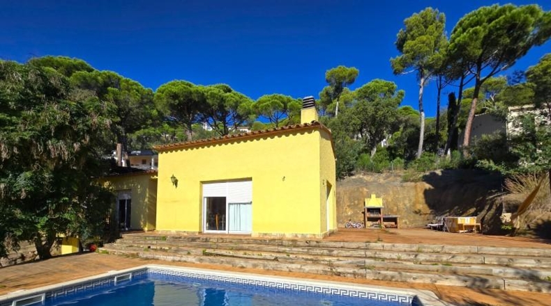 Gerona - Sant Feliu de Guíxols - 805m2