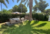 Отдельно стоящий дом с участком на продажу в городе Ciutadella de Menorca Фото