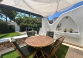 Отдельно стоящий дом с участком на продажу в городе Ciutadella de Menorca Фото