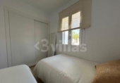 Отдельно стоящий дом с участком на продажу в городе Ciutadella de Menorca Фото