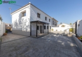 Xalet independent amb terreny en venda a la España, La Zubia, ref.: TR370504 foto