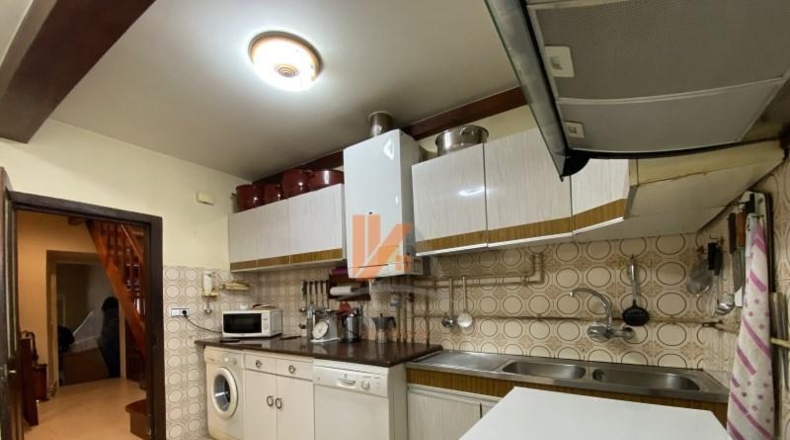 La Coruña - Santiago de Compostela - 155m2