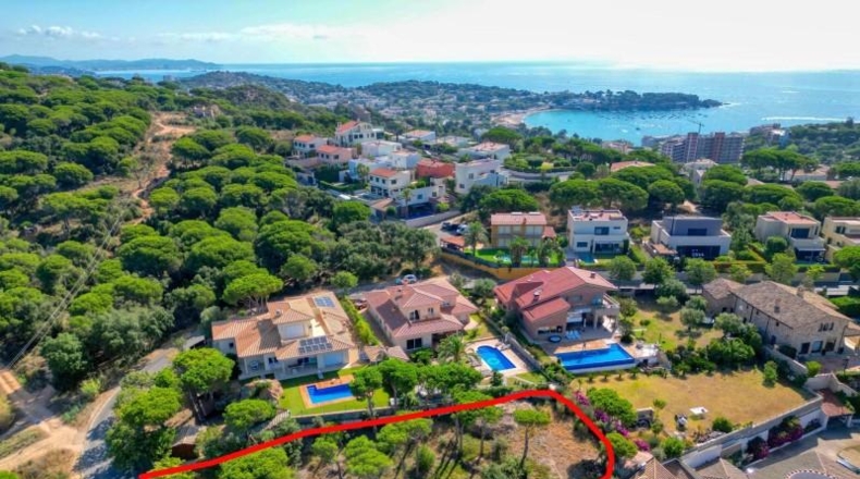 Girona - Sant Feliu de Guíxols - 1021m2