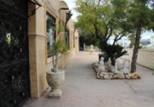 Chalet independiente con terreno en venta en la España, Crevillente, ref: TR142951 foto