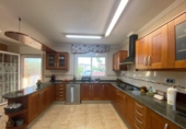 Chalet independiente con terreno en venta en la España, Santa Bàrbara, ref: TR145507 foto