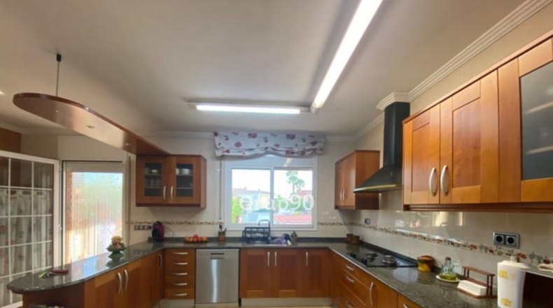 Tarragona - Santa Bàrbara - 1145m2