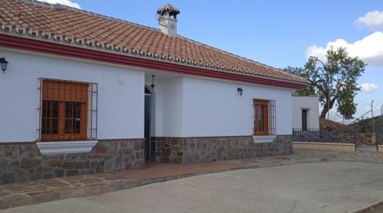 Málaga - Almogía - 120000m2