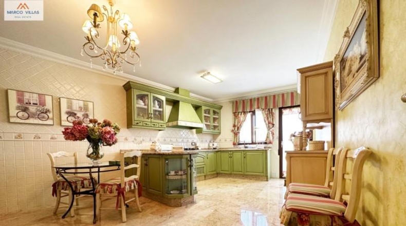Alicante - Кальоса-де-Сегура - 392m2