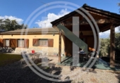 Chalet independiente con terreno en venta en la España, Sant Pere de Vilamajor, ref: TR314695 foto