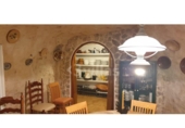 Отдельно стоящий дом с участком на продажу в городе Ciutadella de Menorca Фото