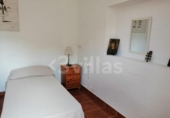 Отдельно стоящий дом с участком на продажу в городе Ciutadella de Menorca Фото