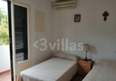 Отдельно стоящий дом с участком на продажу в городе Ciutadella de Menorca Фото