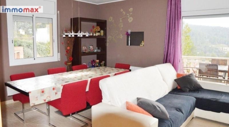 Барселона - Castellví de Rosanes - 202m2