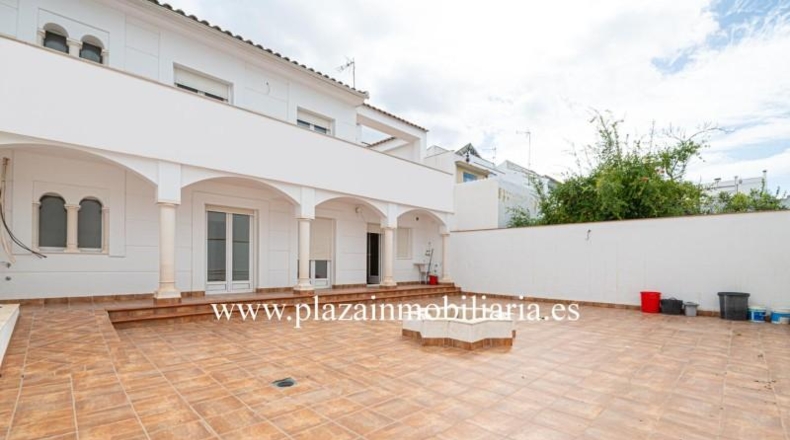 Córdoba - Lucena - 509m2