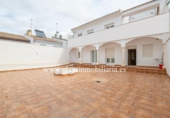 Xalet independent amb terreny en venda a la España, Lucena, ref.: TR176104 foto