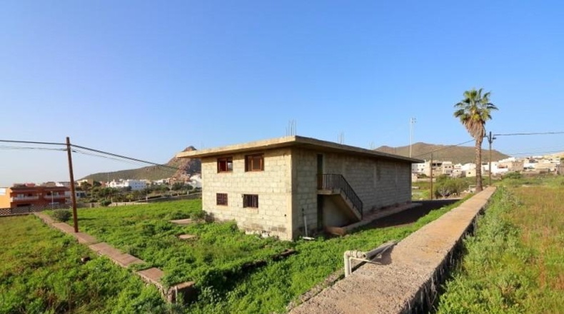 Santa Cruz de Tenerife - Arona - 31000m2
