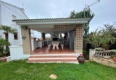 Chalet independiente con terreno en venta en la España, Calafell, ref: TR148184 foto