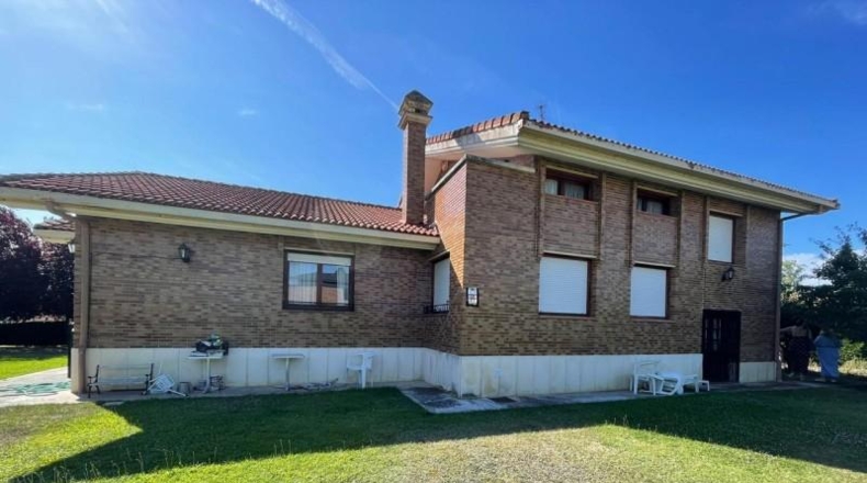 Burgos - Medina de Pomar - 1184m2