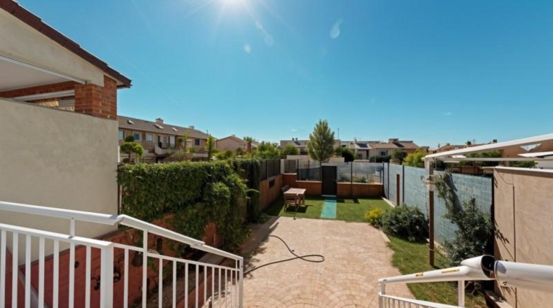 Comunidad de Madrid - Cobeña - 162m2