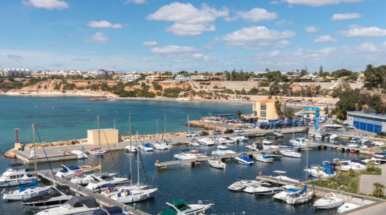 Alicante - San Miguel de Salinas - 388m2