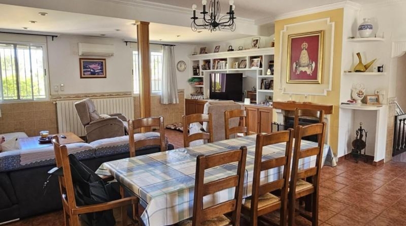 Valencia - Monserrat - 7900m2