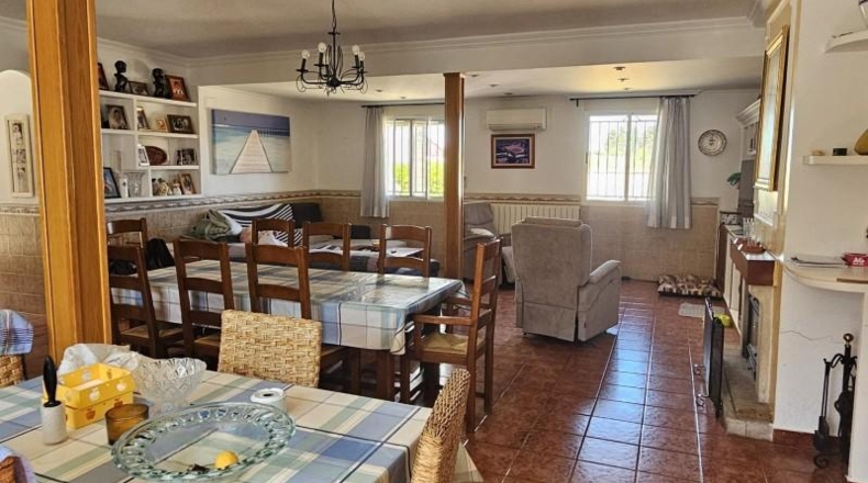 Valencia - Monserrat - 7900m2