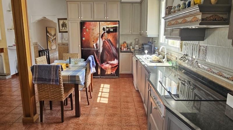 Valencia - Monserrat - 7900m2