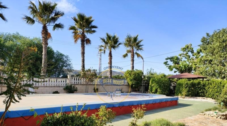 Alicante - Bañeres - 8200m2
