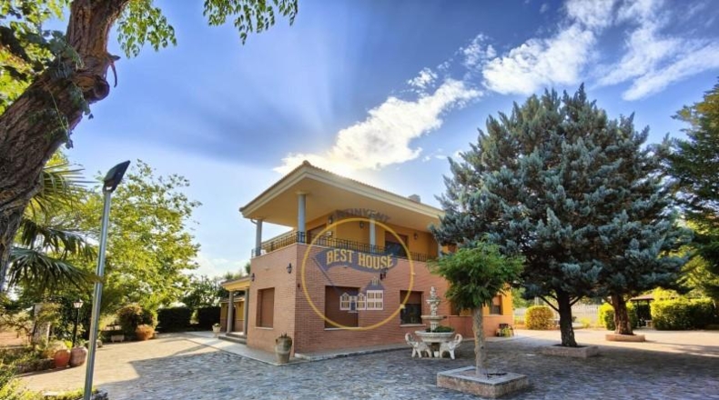 Alicante - Bañeres - 8200m2