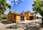 Xalet independent amb terreny en venda a la España, Banyeres de Mariola, ref.: TR236407 foto