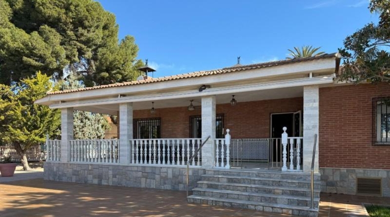 Alicante - Novelda - 2540m2