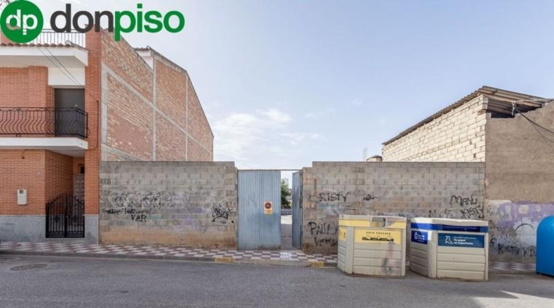 Granada - Albolote - 676m2