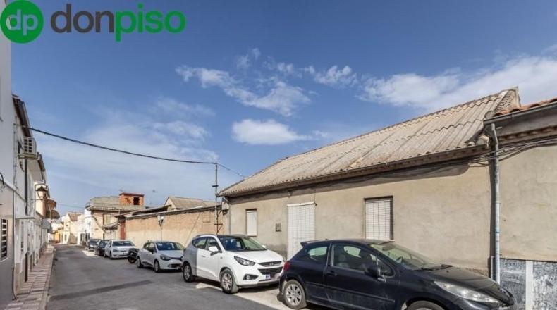 Granada - Albolote - 676m2