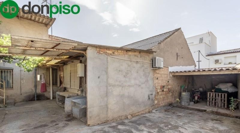 Granada - Albolote - 676m2
