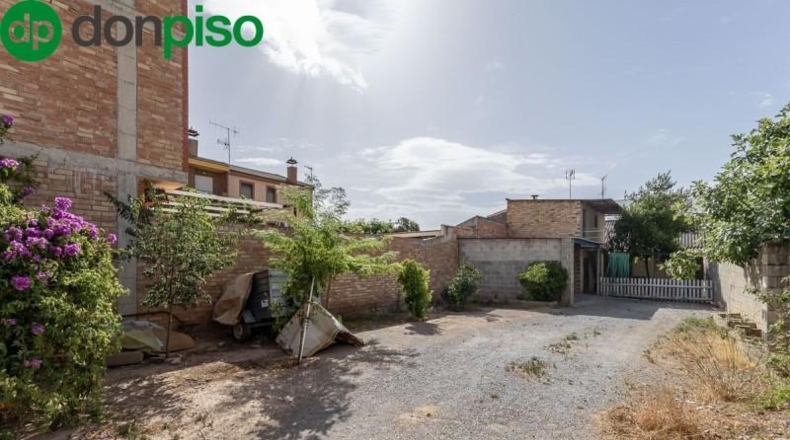 Granada - Albolote - 676m2