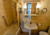 Chalet independiente con terreno en venta en la España, Mahón, ref: TR309505 foto
