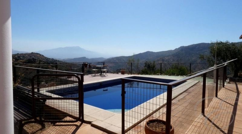 Málaga - Colmenar - 4000m2